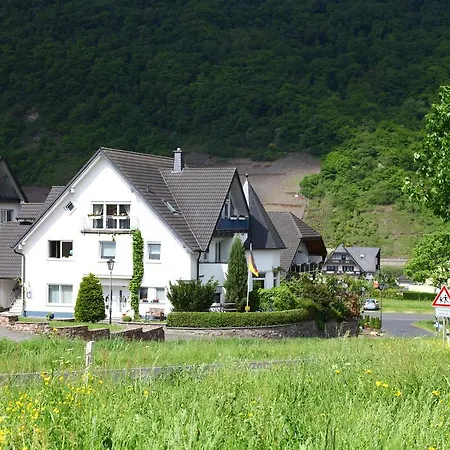 Familie Ernst Lägenhet